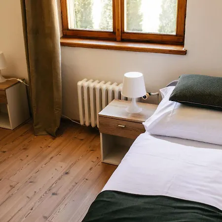 Myslivna Mukarov Guest house