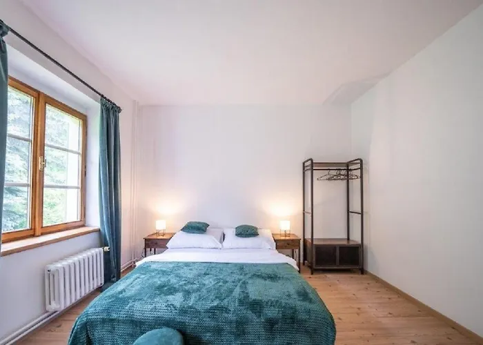 Myslivna Mukarov Maison d'hôtes 3*