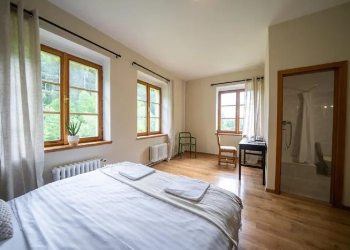 Myslivna Mukarov 3* Mukarov (Mlada Boleslav)